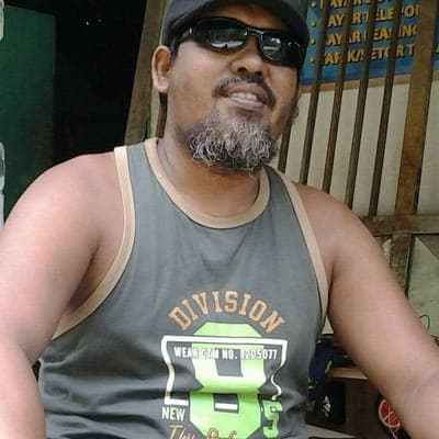 Pemilik MBUZENK ZETRO